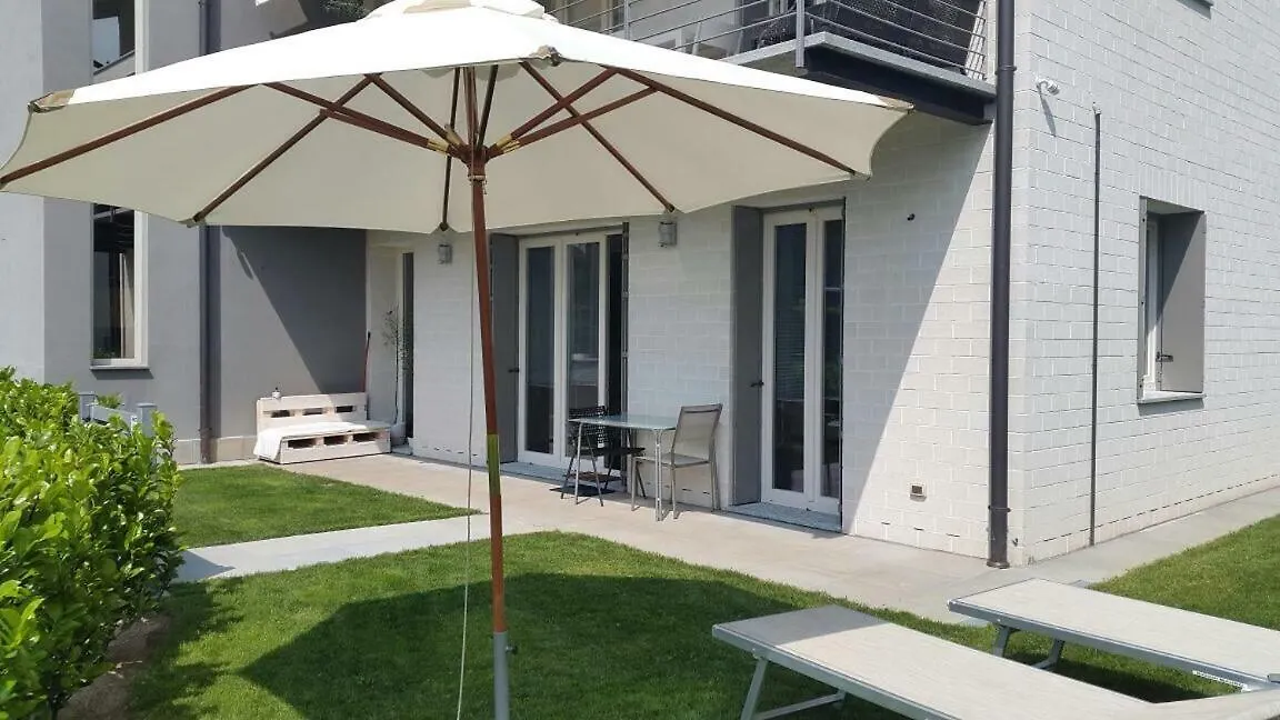 Boutique Apartment - La Dolce Vita Reno Di Leggiuno