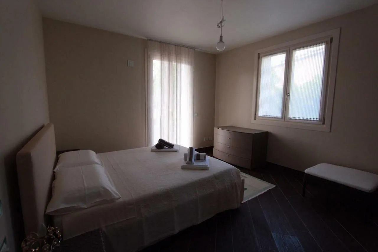 Boutique Apartment - La Dolce Vita Reno Di Leggiuno
